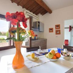 2 Bed-Sleeps 6-AirCon-Town Centre-Free Parking