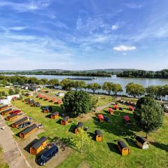 Rheingau 524 Schlaffassdorf direkt am Rhein