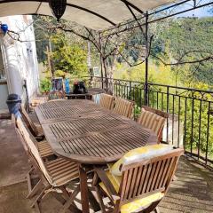 Maison d'une chambre avec vue sur la ville jardin amenage et wifi a Peille