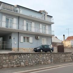 Apartment and Room Zoran