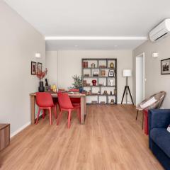 ALTIDO Stunning 2-BR Flat with Balcony in Porto