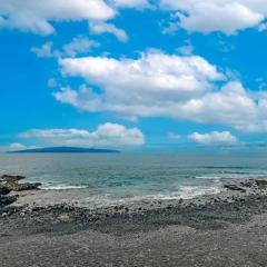 Ocean View Suite with beach private access