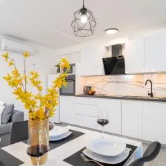 New and modern apartment Franičević
