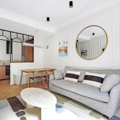 Pick A Flat's Apartment in Triangle d'Or - Pierre 1er de Serbie