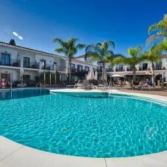 Paloma Blanca Boutique Hotel