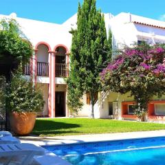 Exclusive holiday home in Siesta with private pool
