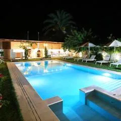 Villa Elpida, Kokkini Hani