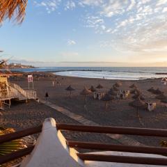 Apartamento en primera línea de playa, céntrico, tranquilo