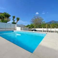 Terrazza sul Vesuvio con piscina