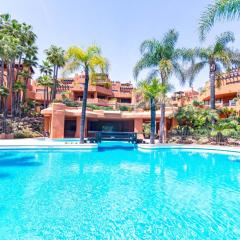 La Alzambra, Puerto Banus