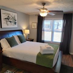 Uptown Landing a Lovely 2 br 2 bth condo midtown.