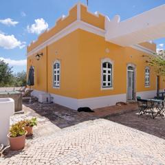 Algarve Charming 2br Colonial Villa