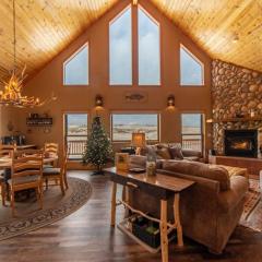 Scenic Pet-Friendly Mountain Getaway With Two Living Areas and Game Room - A Reel Good Time