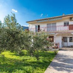 Stunning Apartment In Kastel Sucurac