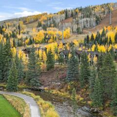 3 Bedroom Antlers Vacation Rental With Incredible Slopeside Views And Just A Short Walk To Gondola And Lionshead Village