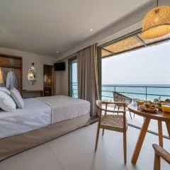Thea Beachfront Suites in Lourdas beach