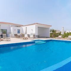 Aretousa Dyo by Prestige Bookings