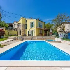 Villa Ana