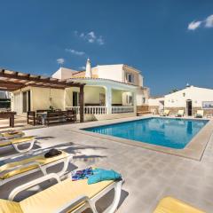 5BR Villa with Private Pool and Snooker Room