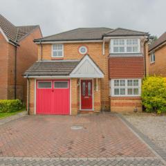 Modern 4 Bedroom Detached House in Cardiff