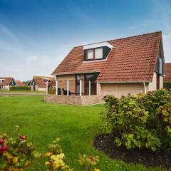 Cozy holiday home with two bathrooms, in Zeeland
