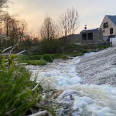 Freistehendes Ferienhaus Renkenmühle näher kann man am Wasser nicht wohnen