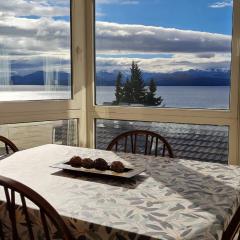 Nahuel Huapi Apart con vista al lago y estacionamiento