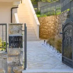 Luxurious villa Rejo