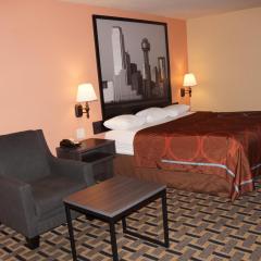 Super 8 by Wyndham Farmers Branch/North Dallas