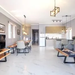 Oreon Suites - Usia