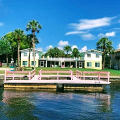 The Keys Bungalow On The Cotee River