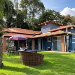 Chácara nova em Ibiúna Condomínio fechado