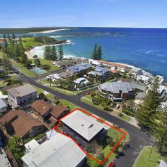 Yamba 58 - Modern Apartment with Ocean Views