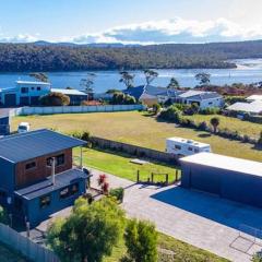 Top Of The Bay-Modern Home With Spectacular Views