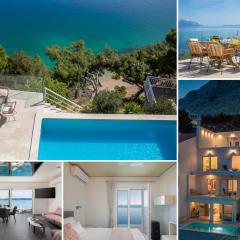 Beachfront Holiday Home - Private Heated Pool