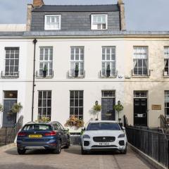 17 Rodney Road - Luxury Apartments