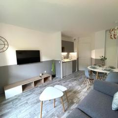 La Parenthèse, Disneyland & Shopping