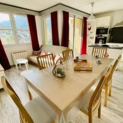 Bright 50 M With Balcony And View On The Valley