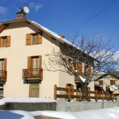 Maison de 6 chambres avec jardin amenage a Villar Saint Pancrace a 1 km des pistes