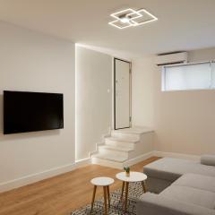 Central & Comfy apartment 2mins walking from metro