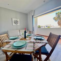 Fresh and cosy appt with Pool, Fiber, LargeTV, Gaming Room