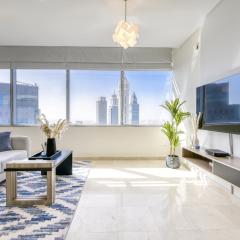 Charming Studio at Sky Gardens DIFC by Deluxe Holiday Homes
