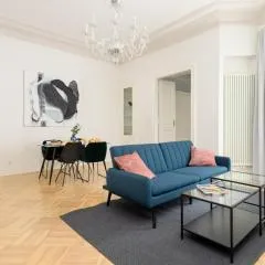 Marszałkowska 58 - Classy Two Bedroom Apartment with Balcony by Noclegi Renters