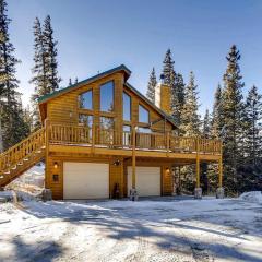 Private Luxury Mountain Retreat with a Private Hot Tub Surrounded by Wildlife - Moose Haven