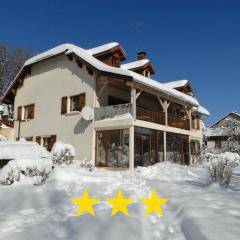 Gîte 1804 Montagnes du Jura avec Spa et Sauna classé 3 étoiles