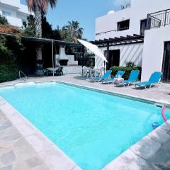 Spacious 3 bedroom villa private pool