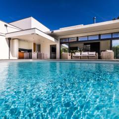 MARBLE KEYWEEK Villa with pool in Biarritz
