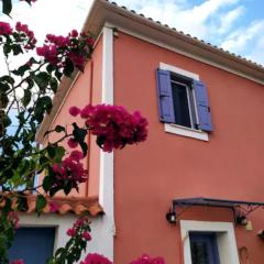 LocriHOUSE-Stylish comfortable home in Galaxidi