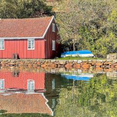 Stunning Home In Farsund With 2 Bedrooms, Internet And Wifi