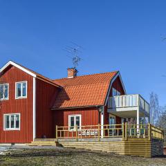 Beautiful Home In Strngns With Sauna